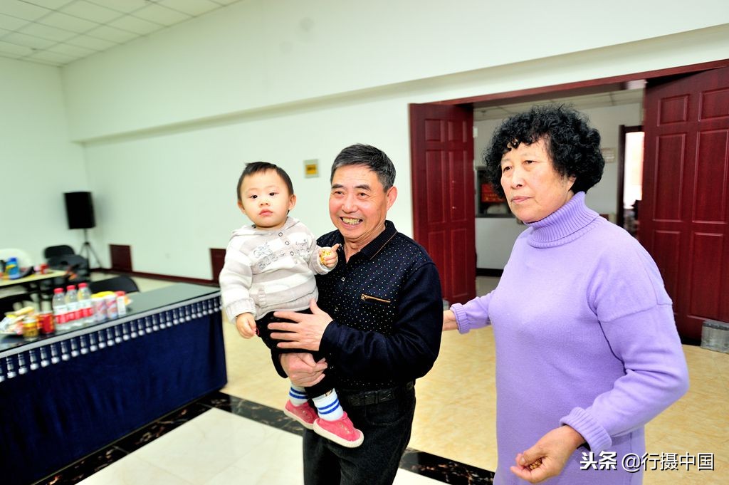 卖掉房子车子自己办五星级养老院，只为完成自己心中的夙愿