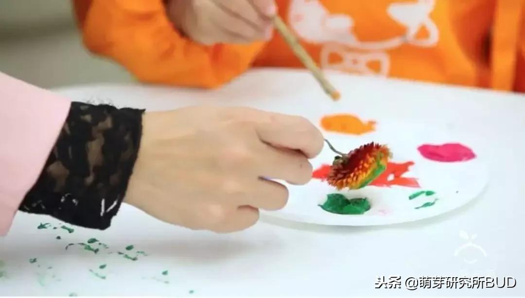 用身边的东西创艺术,用身边常见的物品创造出令人惊喜