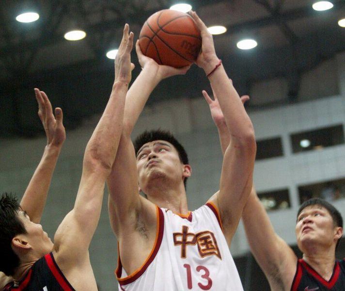 姚明生涯打架视频,姚明爆砍41分