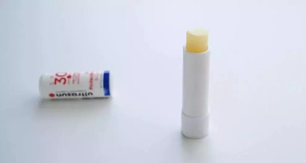 唇膏测评红黑榜唇炎,适合素颜的大牌口红唇膏推荐