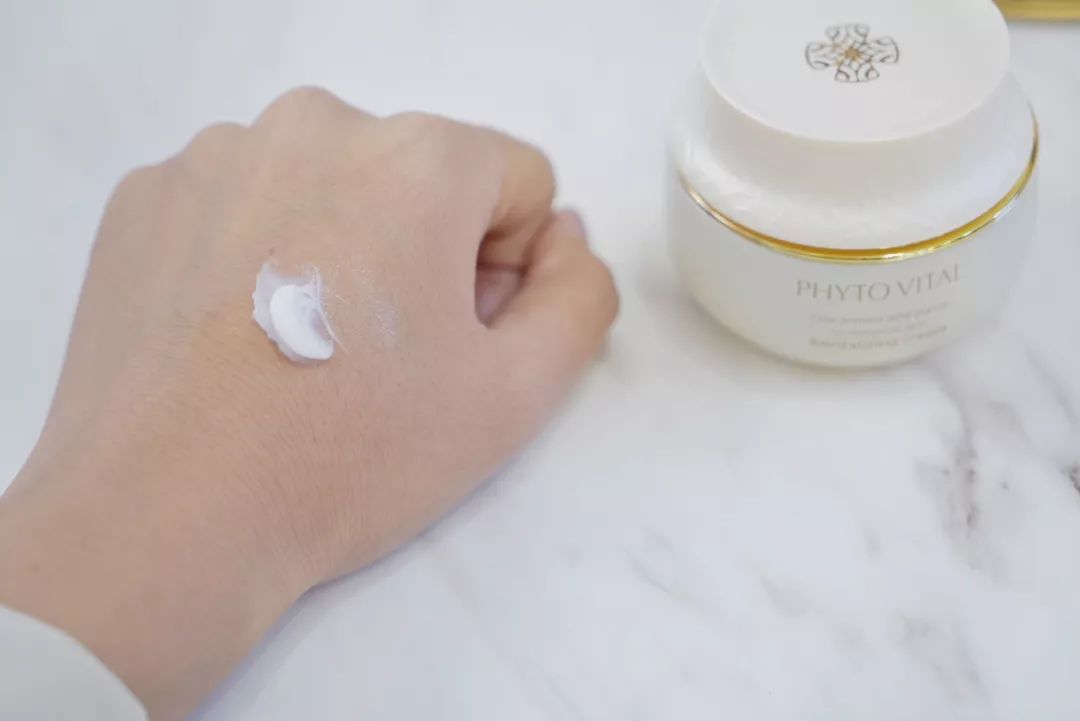 百元以内面霜推荐30岁用,十大平价又好用的面霜