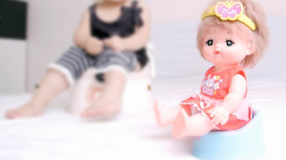 2岁宝宝戒不掉尿不湿,2周岁宝宝戒不掉尿不湿怎么办