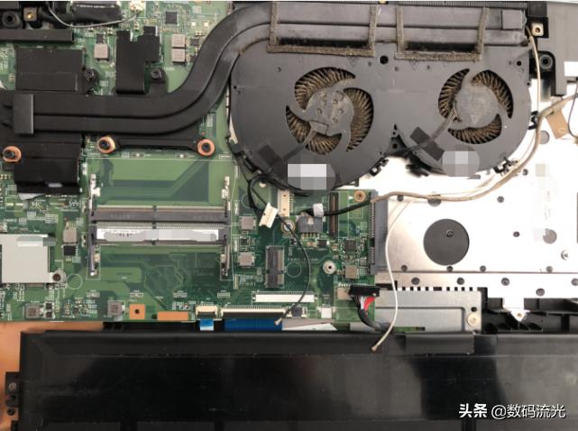 新组装电脑有异味吗怎么处理,电脑味道大