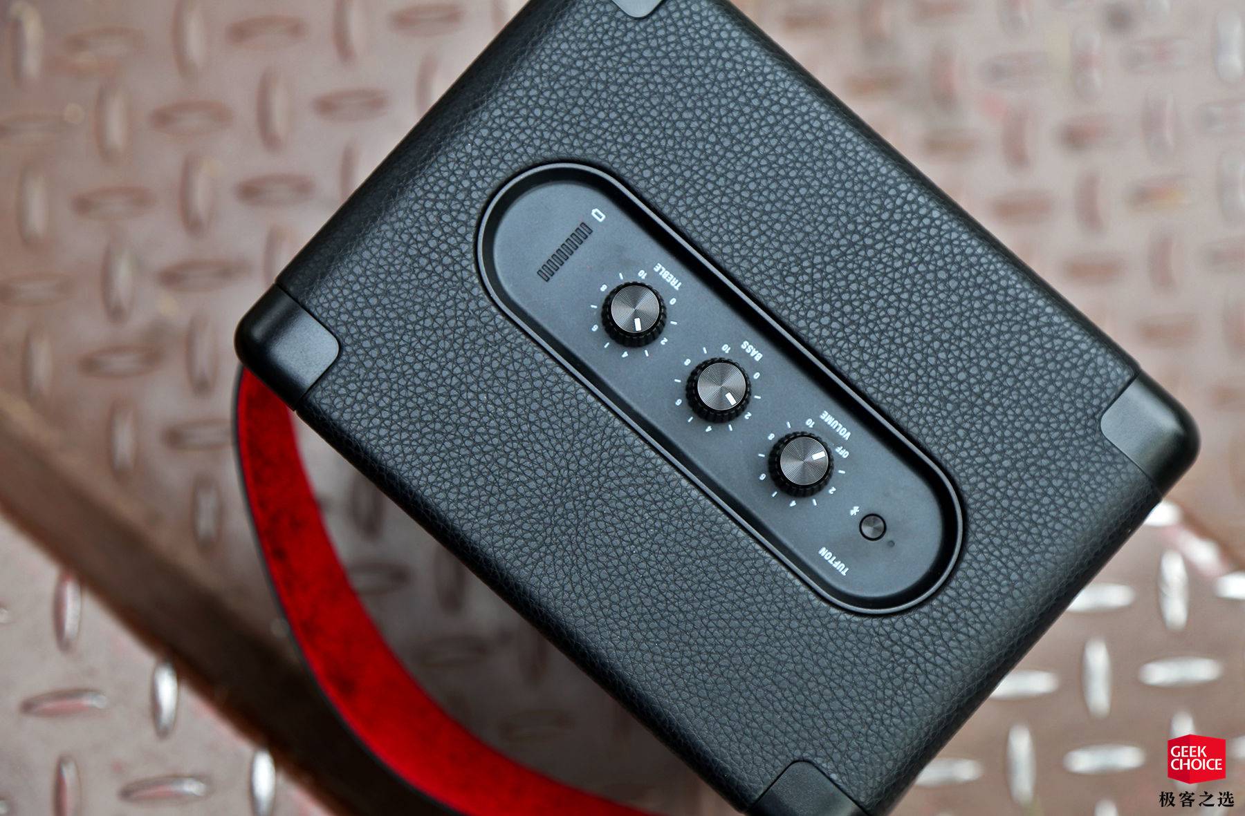 marshalltufton户外声音大么,marshalltufton和战神怎么选