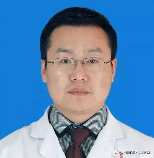 宝宝脚尖站立的原因,宝宝脚尖对脚尖走路怎么回事