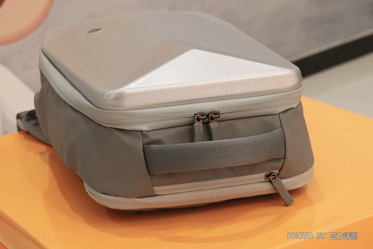 机械师空间站背包测评,机械师空间站双肩包评测