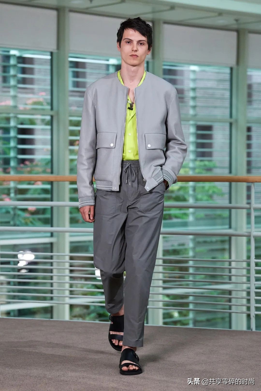 2020爱马仕春夏男装秀场,爱马仕2021男装