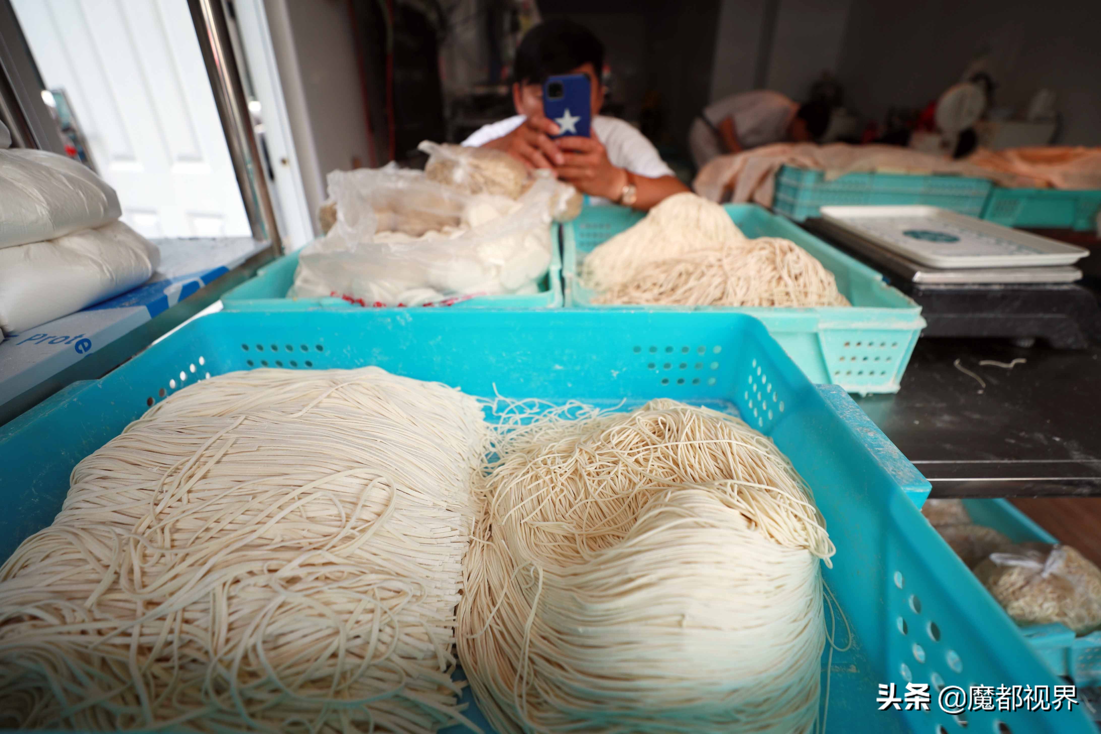 合肥路华良切面店现在搬到哪里,华良切面店老店新开味道怎样