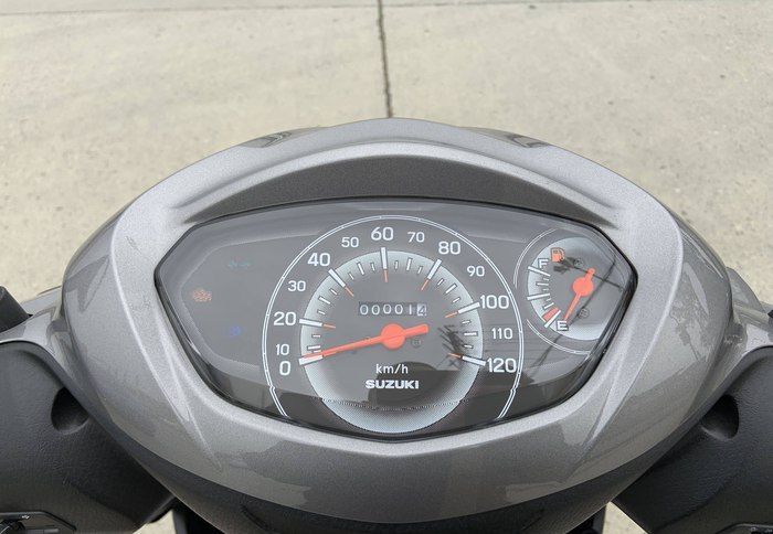 铃木uu125百万纪念版多钱,铃木uu125成交价