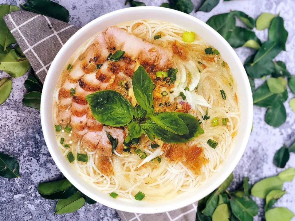 花城汇椰子鸡煲,花城汇美食椰子鸡