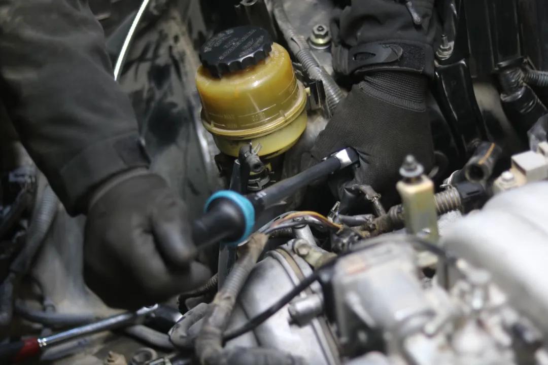 老车翻新：翻新05年残破的雷克萨斯LS430，百万老车，满血复活