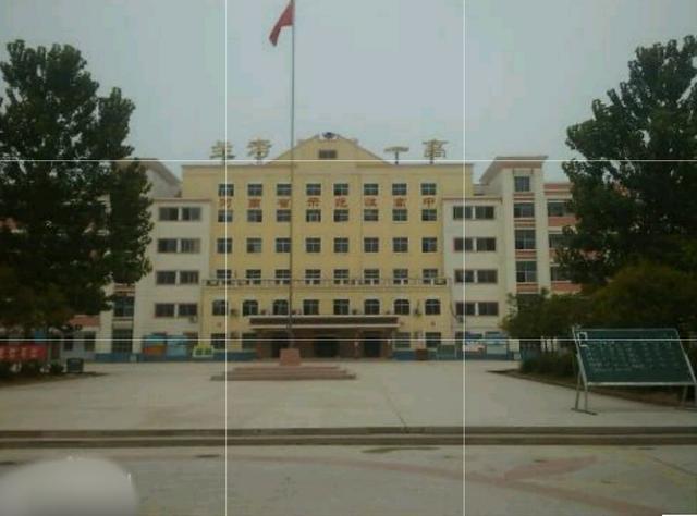 开封各高中一本率排名,河南开封状元第一名各科分数