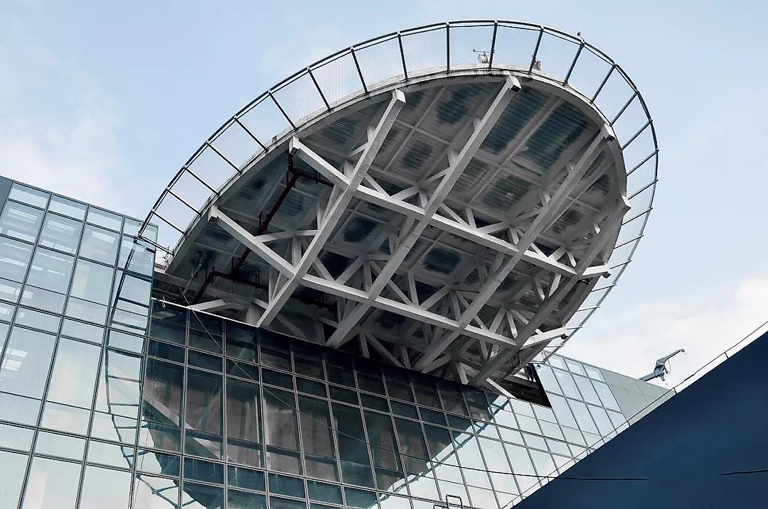 深圳标志性建筑春笋大厦,深圳国信证券大厦