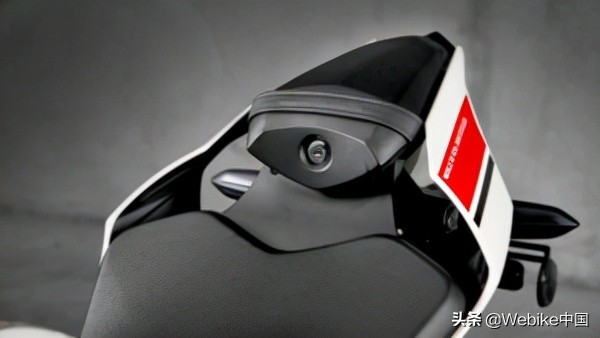 雅马哈摩托车YZFR25,雅马哈摩托车2023最新款600cc