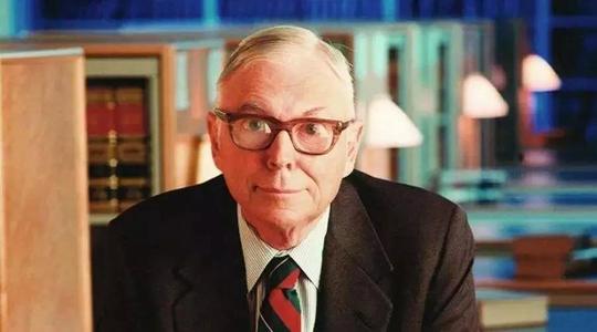 查理芒格真正的成长,查理芒格给中国年轻人建议