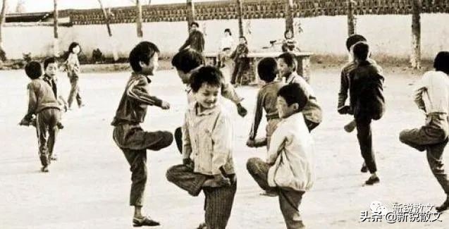 调皮捣蛋小学生的故事,关于小时候调皮捣蛋的事