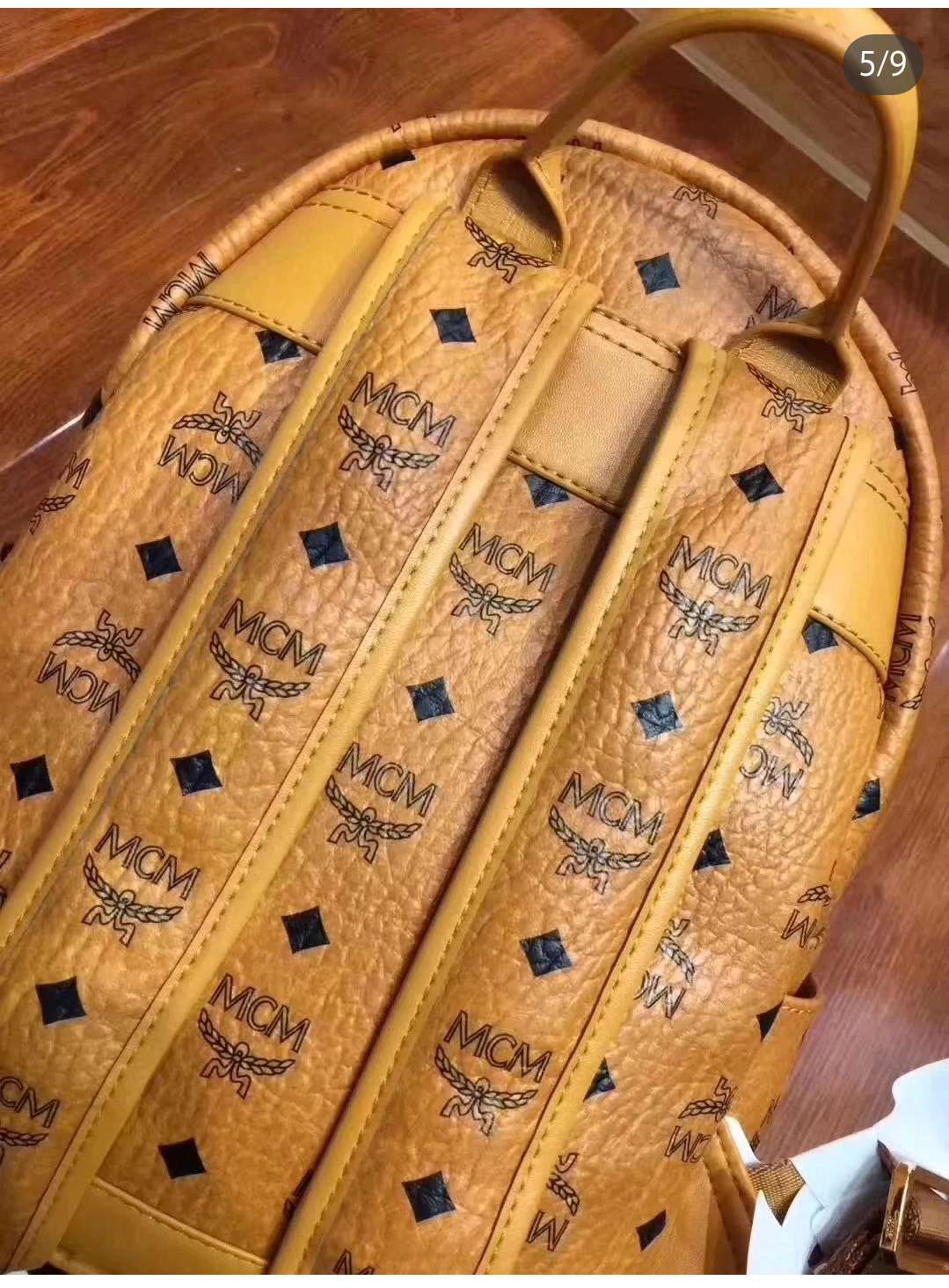 MCM的双肩包你入了吗？出门旅行凹造型完美胜任！