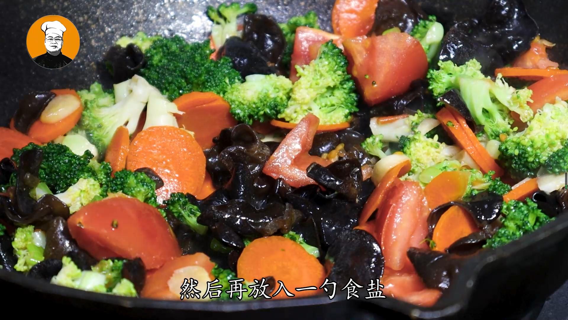 炒西兰花要焯水还是直接炒,炒西兰花切记别焯水和直接炒了