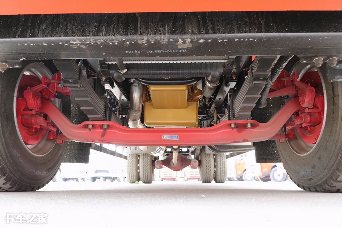 最便宜的国五6.8米载货车,15万以内最快的五款轿车