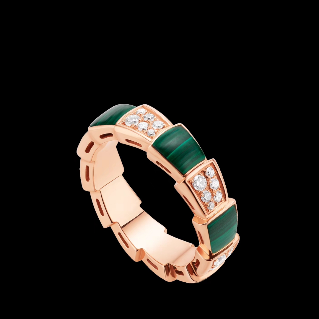 等疫情过去，戴上卡地亚宝格丽配上vca四叶草珠宝去见想见的人