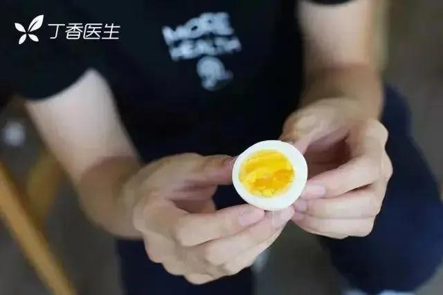孩子的早餐鸡蛋煮几分钟最好？哪款牛奶最适合？权威专家为您解答
