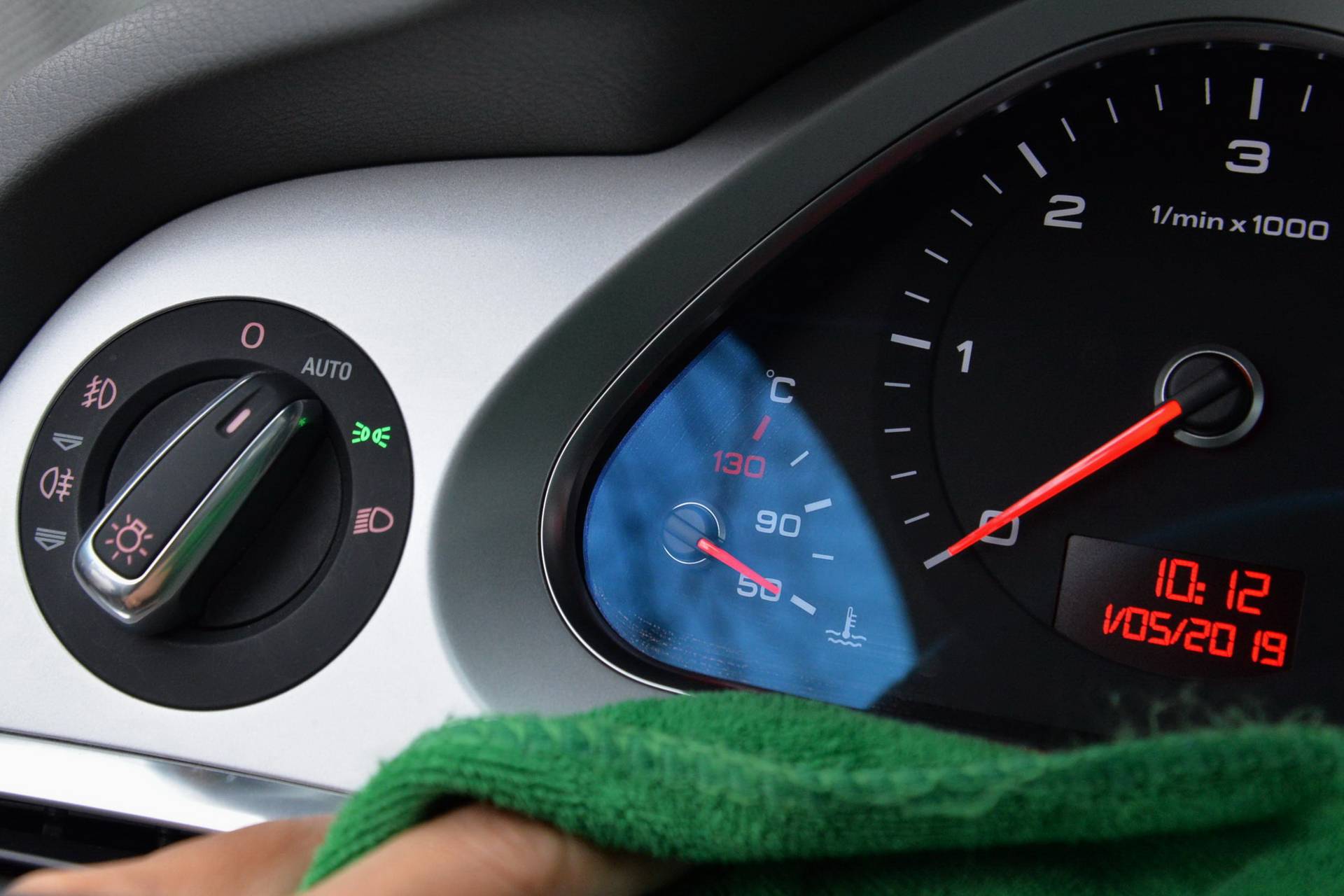 行千里只需一箱油，10多万的柴油A6L能做到？「路试笔记」