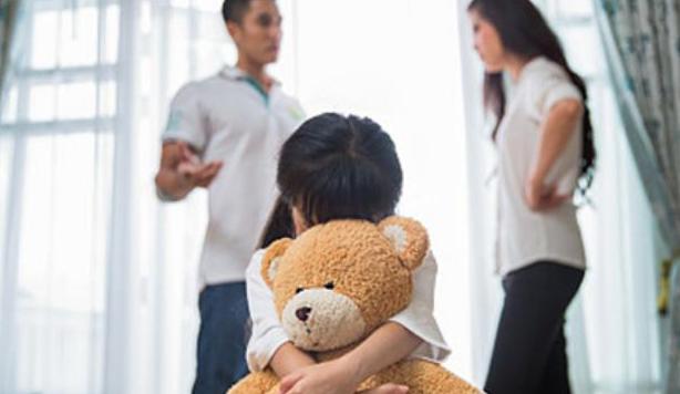 就放那别动，面对孩子强迫症怎么办？家长做好心理工作很重要