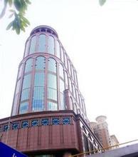 广州尾货服装市场一件拿货,广州石井庆丰尾货批发市场视频