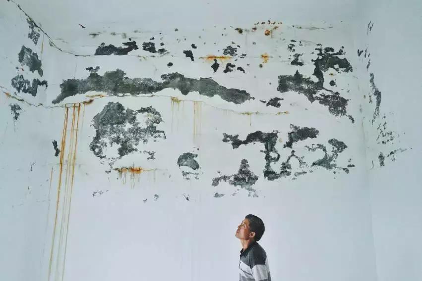 村民房屋沉降开裂,开采砂石导致房屋开裂怎么处理