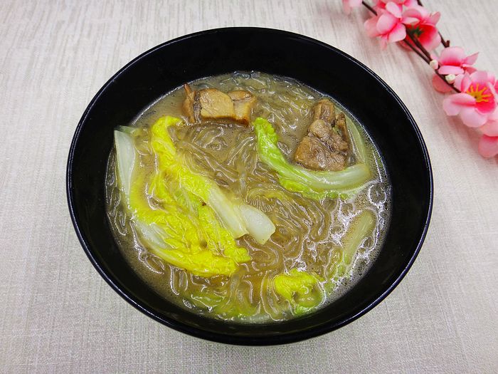 鸭肉炖粉条最简单的做法,鸭肉炖白菜土豆粉条的做法