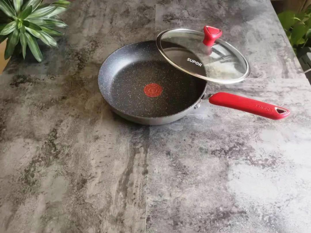 一个人的厨房用具,一个人做菜的乐趣