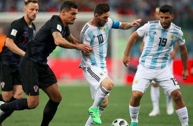 90年代群星璀璨,未来足坛是三足鼎立还是绝代双骄