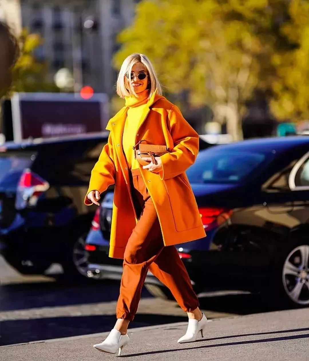 今年秋冬流行的南瓜色,2020年南瓜色是流行色吗