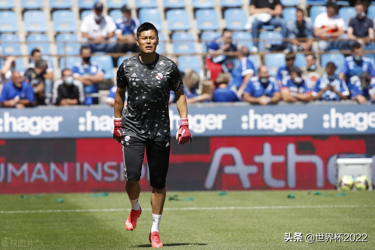 日本男足不敌阿曼,12强赛日本男足