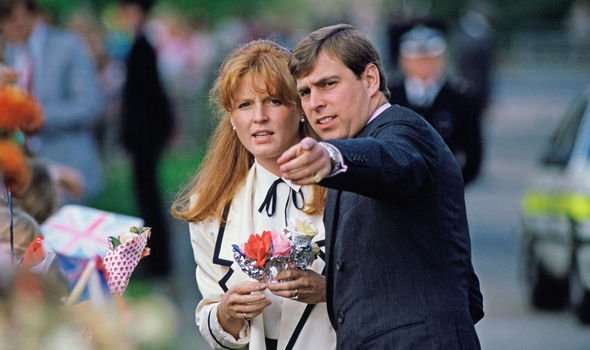 被困在白金汉宫6个房间里的王妃:莎拉·弗格森谈王室生活