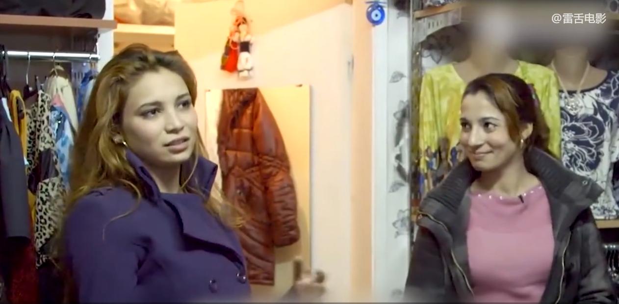 东欧小国奇葩风俗：女孩精心打扮任人挑选，7万块就能娶回家