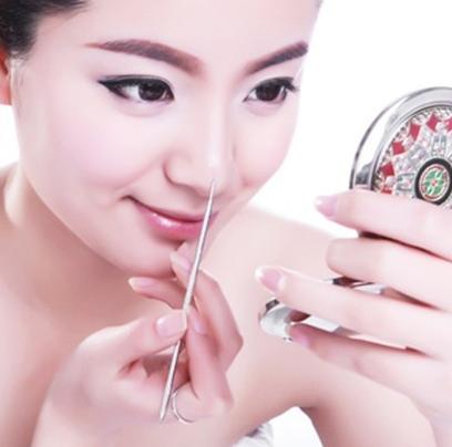 黑头拯救方法无成本,有黑头了该怎么有效去黑头