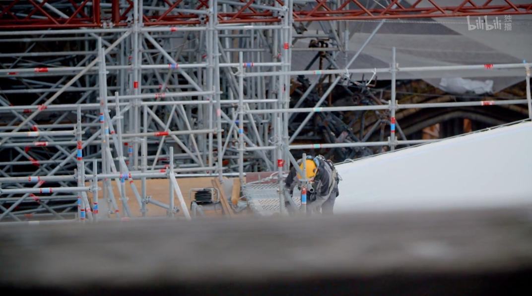 被大火烧毁的法国建筑,法国地标建筑着火