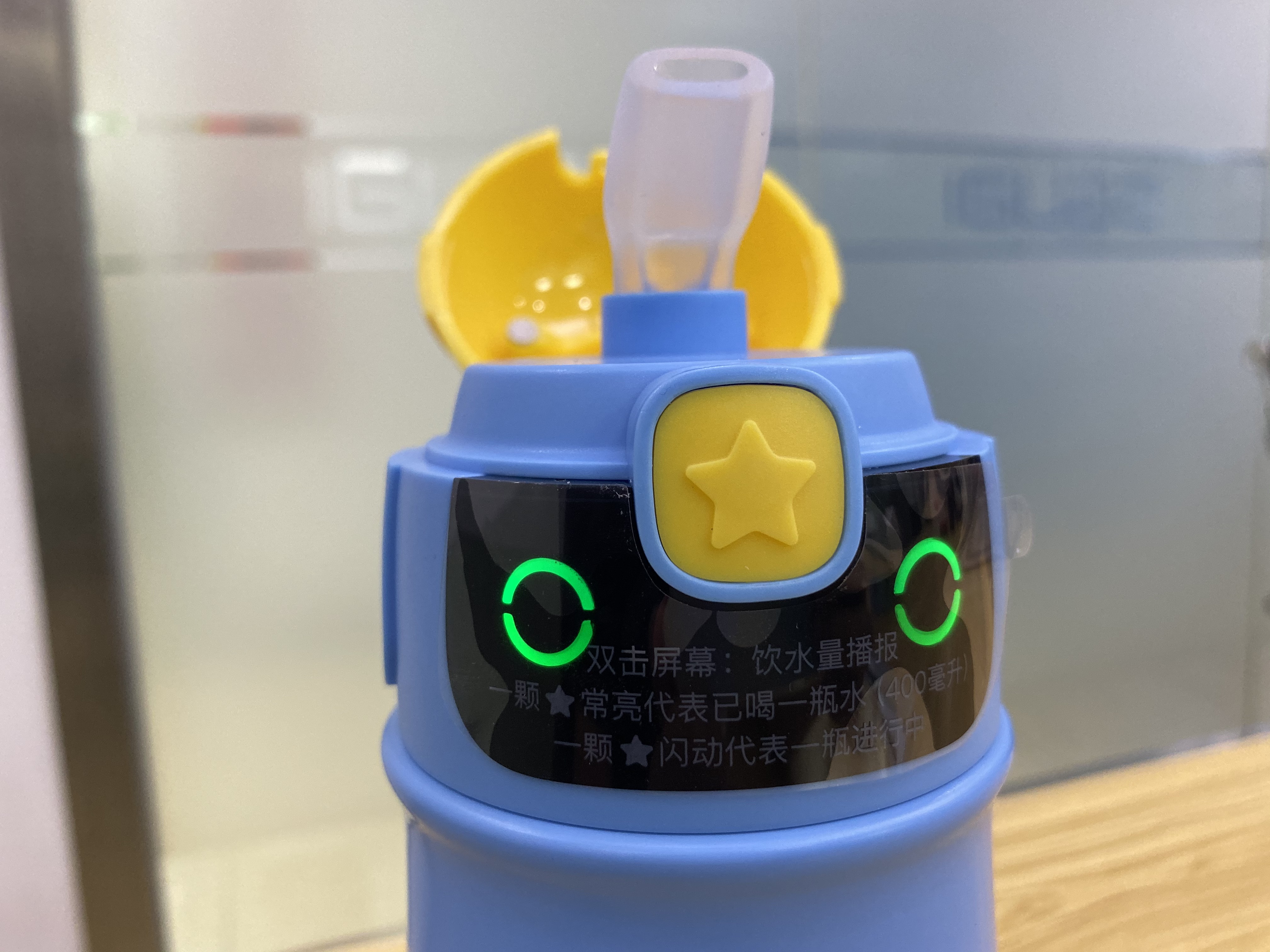 是否真的有2倍的差距：虎牌和小水怪K2智能儿童水杯对比