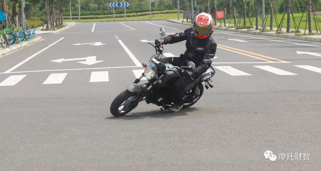 银钢mini二代上路测试,银钢mini2代全新车