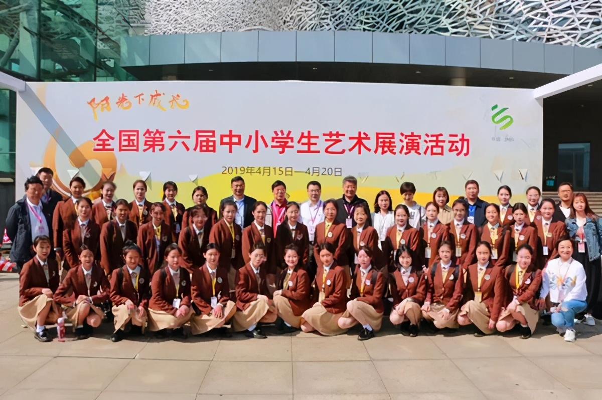 郑州二中和郑州十九中哪个好,郑州19中高中部是好学校吗