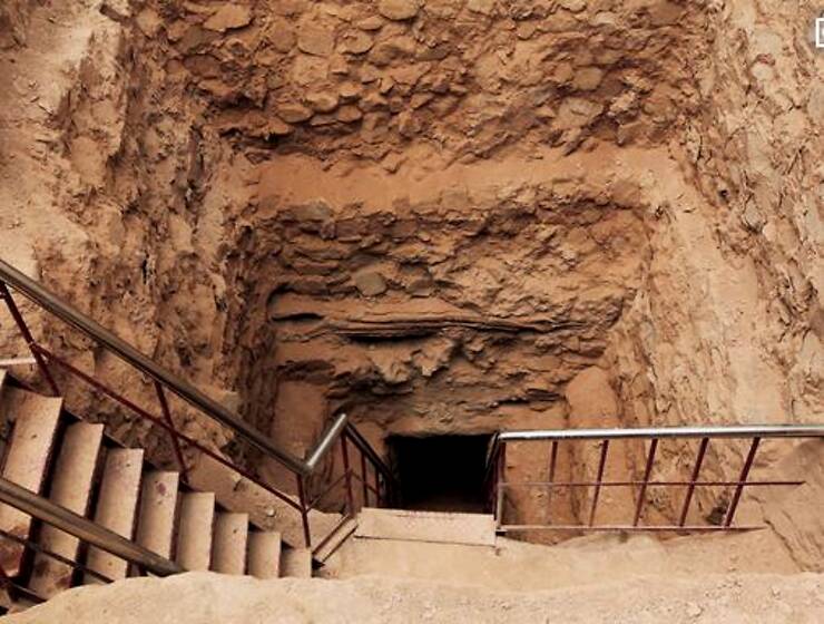 经典传奇血渭一号大墓九层妖塔,血渭一号大墓之前的样子