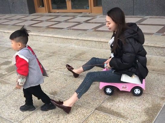 小姨带娃不靠谱系列,小姨带娃真的不靠谱