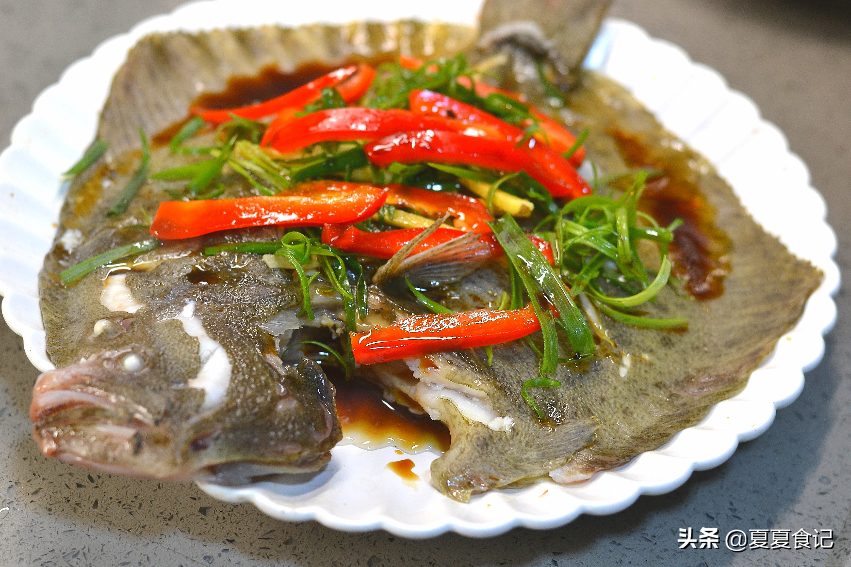 上海口味清蒸多宝鱼,粤式清蒸多宝鱼