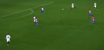 费兰托雷斯任意球破门,费兰托雷斯首秀表现