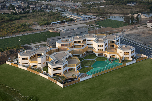 过了三年，再看华东师范大学附属双语幼儿园，仍然没有过时