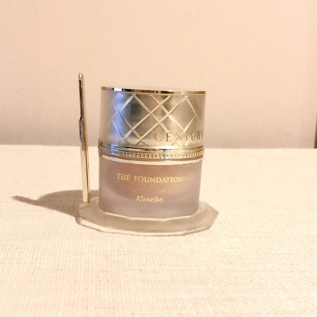 适合新手干皮用的平价彩妆,学生党必搜的平价大牌彩妆