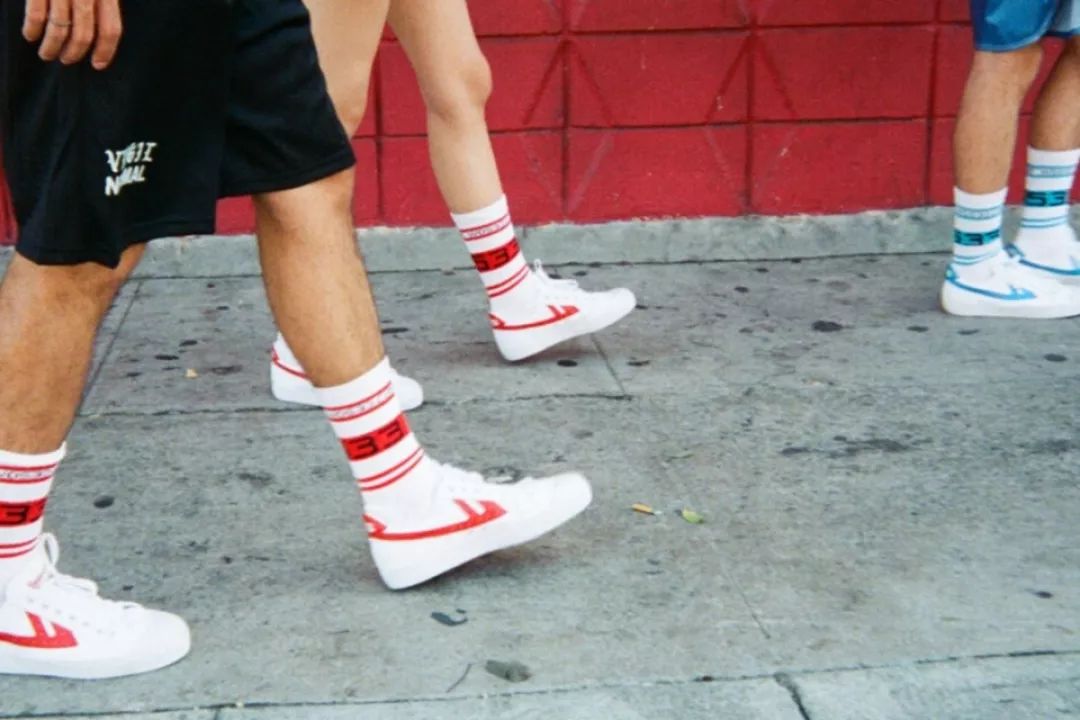 一双鞋99元,一双99元的运动鞋怎么样