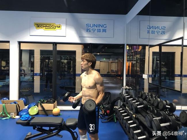 中国男足有哪些著名运动员,中国男足十大经典球员