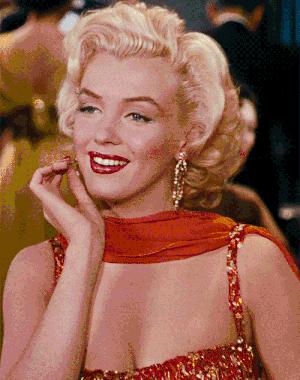 微胖的女生，学会怎样的穿搭，才能既显瘦又提气质？